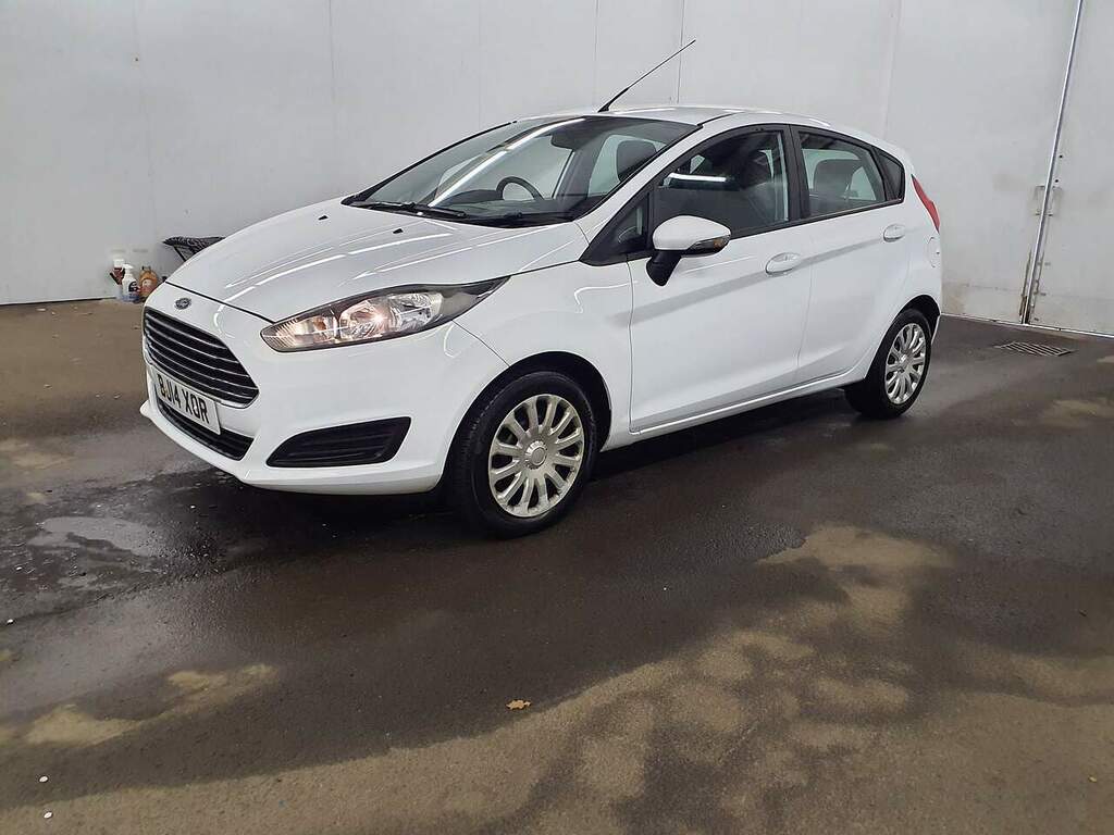 Ford Fiesta Tdci Style White #3