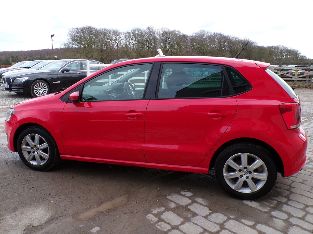 Volkswagen Polo Match Red #4