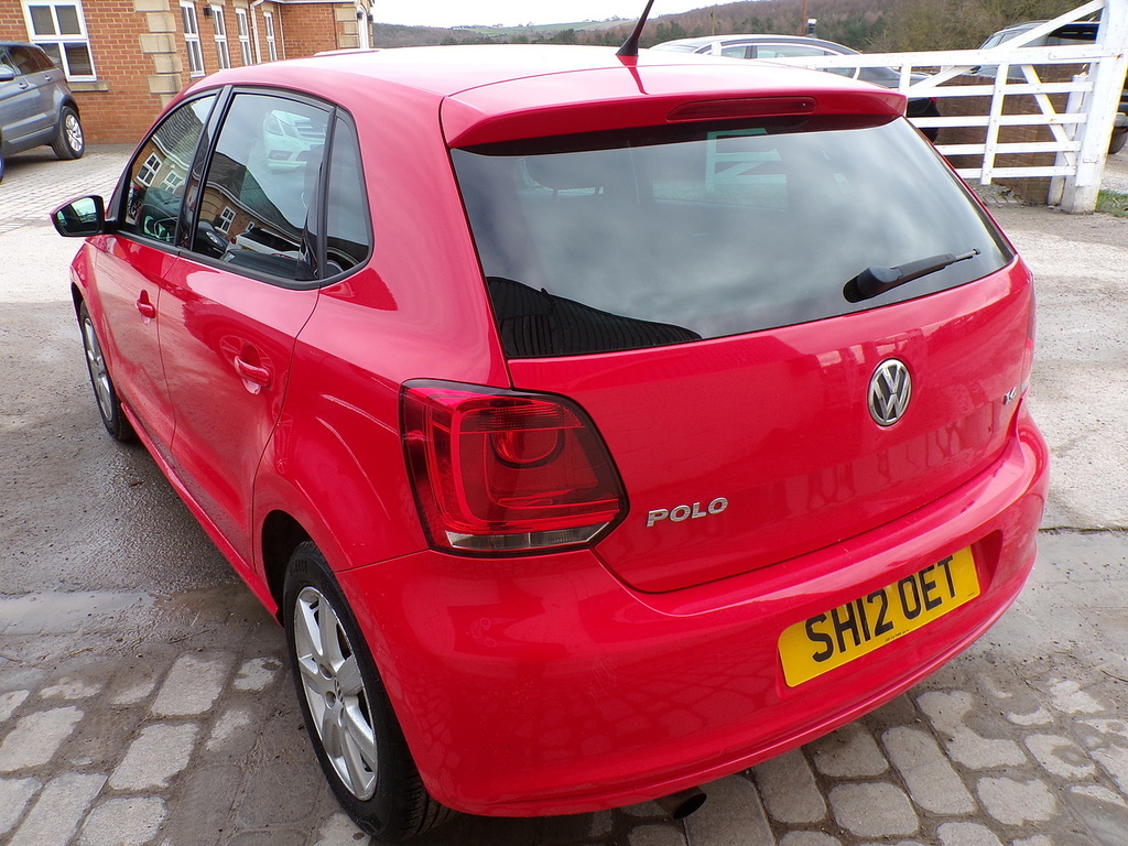 Volkswagen Polo Match Red #5