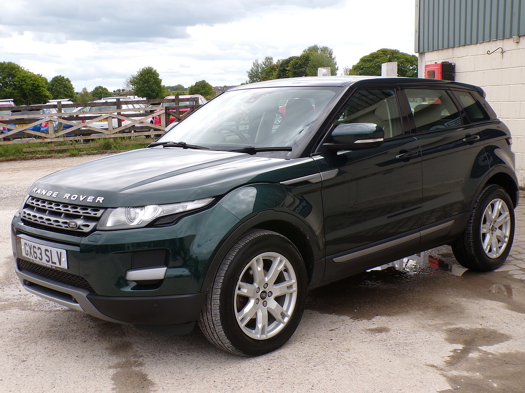 Land Rover Range Rover Evoque Sd4 Pure GX63SLV Green #4