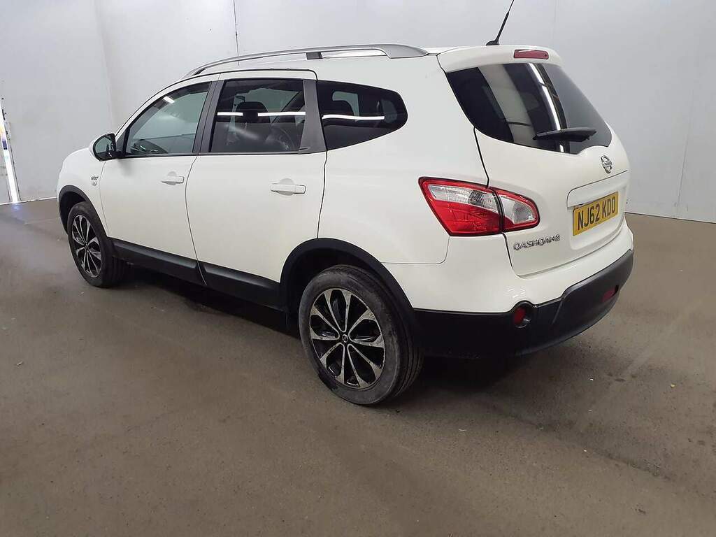 Nissan Qashqai+2 Dci N-tec White #4