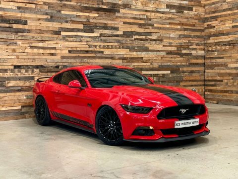 Ford Mustang 5.0 Mustang Gt Red
