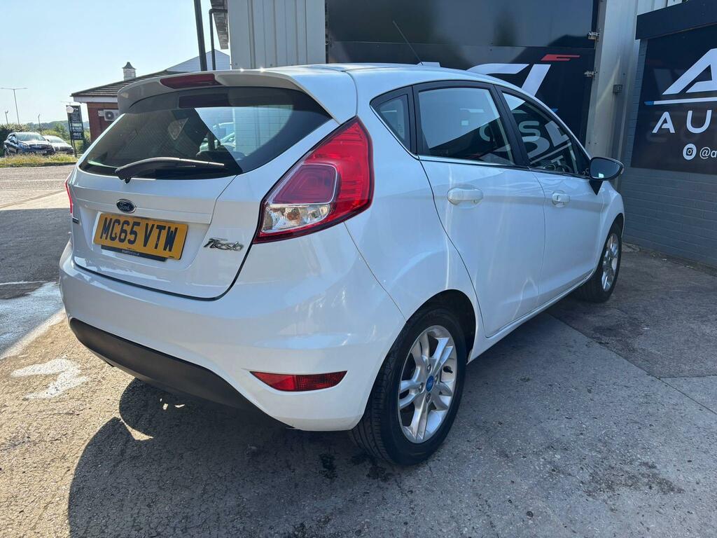 Ford Fiesta 1.0T Ecoboost Zetec Hatchback MC65VTW White #4