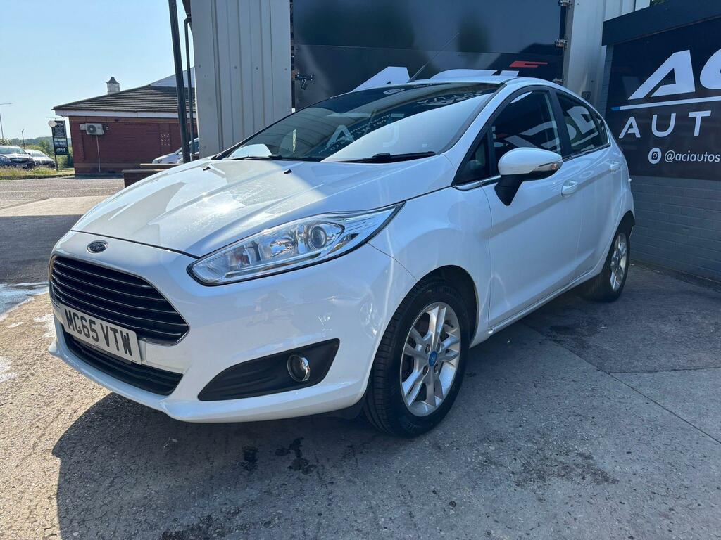 Ford Fiesta 1.0T Ecoboost Zetec Hatchback MC65VTW White #2