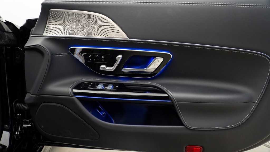 Mercedes-Benz  Glc 300De 4Matic Amg Line Coupe Black #35