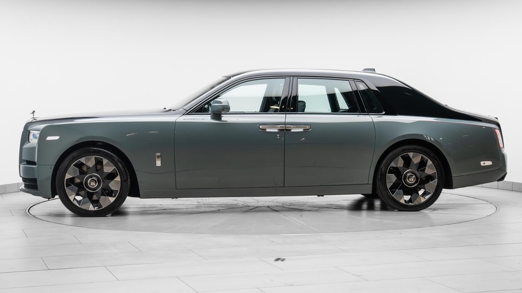 Rolls-Royce Phantom V12 Blue #4