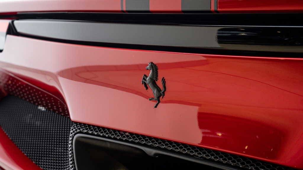 Ferrari Suv #70