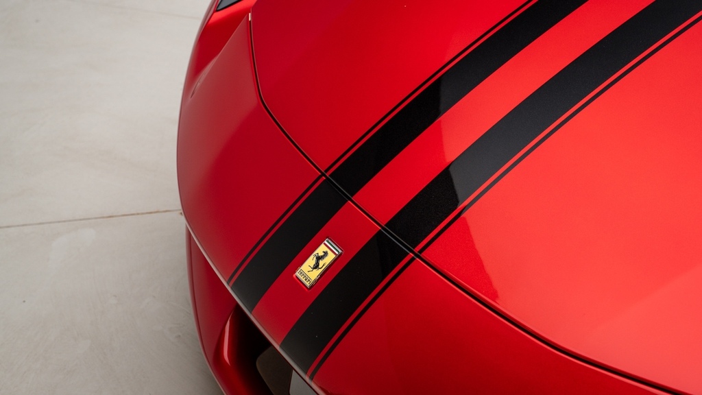 Ferrari Suv #62