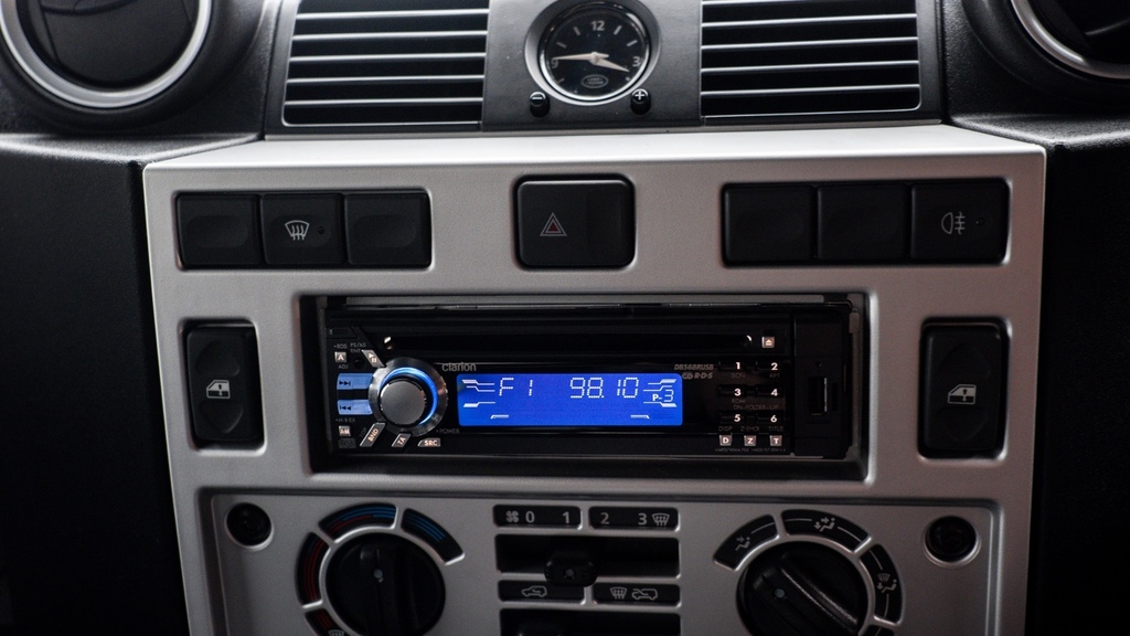 Land Rover Defender 90 90 2.4 Tdci Xs Station Wagon #17
