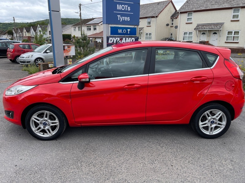 Ford Fiesta Zetec Tdci CE63TXJ Red #4