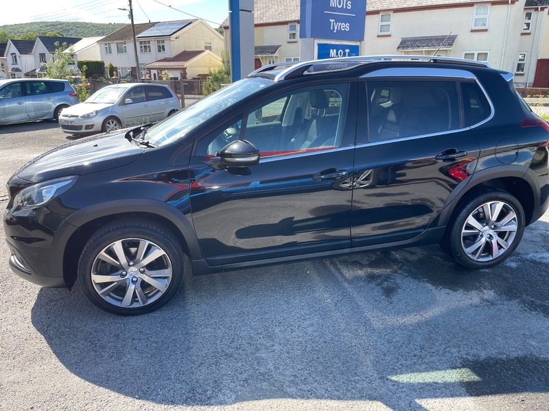 Peugeot 2008 Puretech S S Allure MA69XXB Black #4