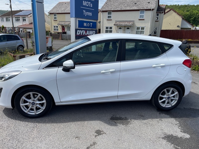 Ford Fiesta Zetec WM67WVH White #4