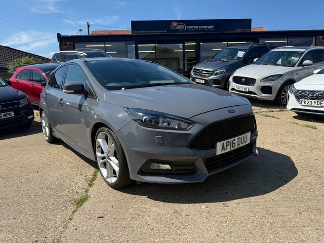 Ford Focus 2.0T Ecoboost St-3 Hatchback Eur Grey