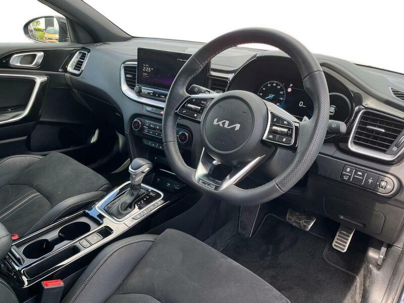 Kia Xceed 1.0 T-gdi Mhev Gt-line S Dct Euro 6 Ss DE75CXJ Black #3