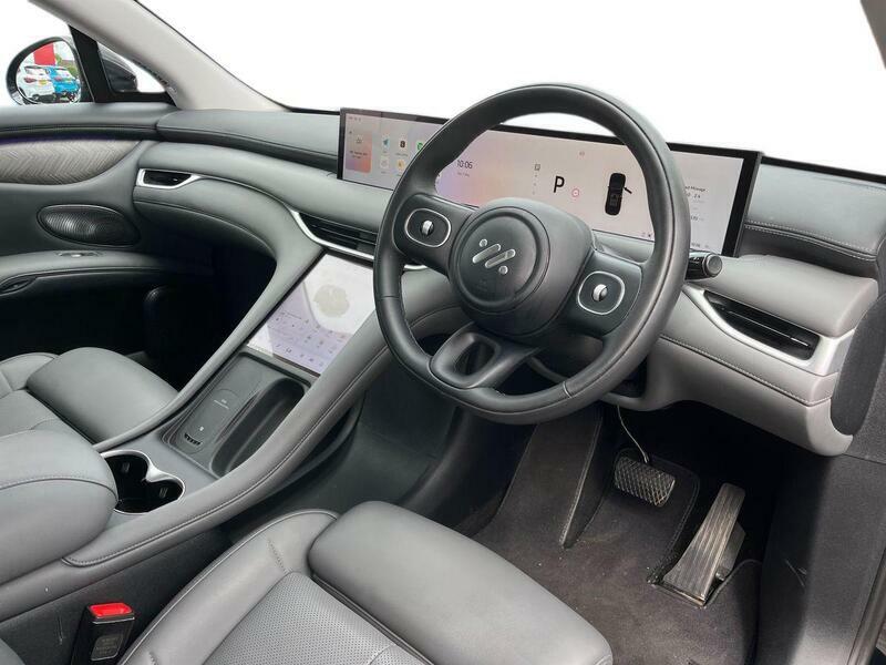 MG IM6 100Kwh Launch Edition 4Wd DC75EYO Black #3