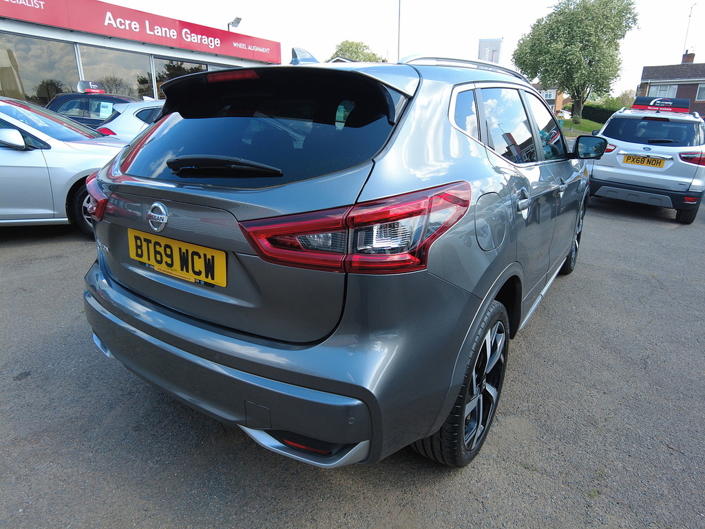 Nissan Qashqai Dci Tekna BT69WCW Grey #3