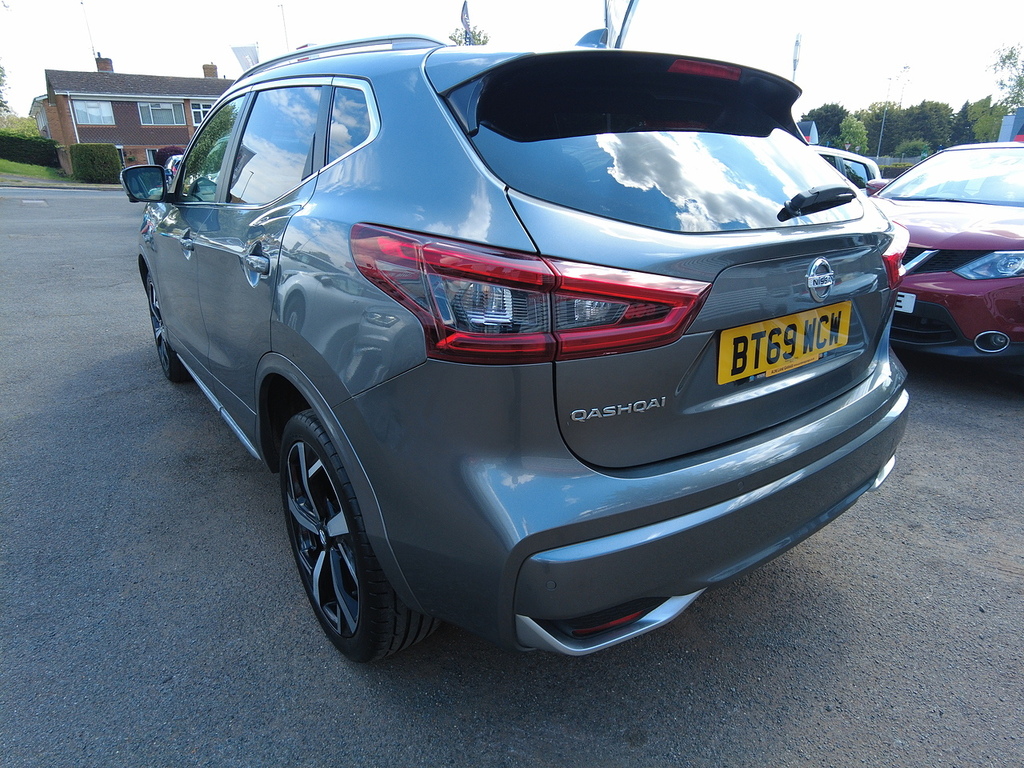 Nissan Qashqai Dci Tekna BT69WCW Grey #5
