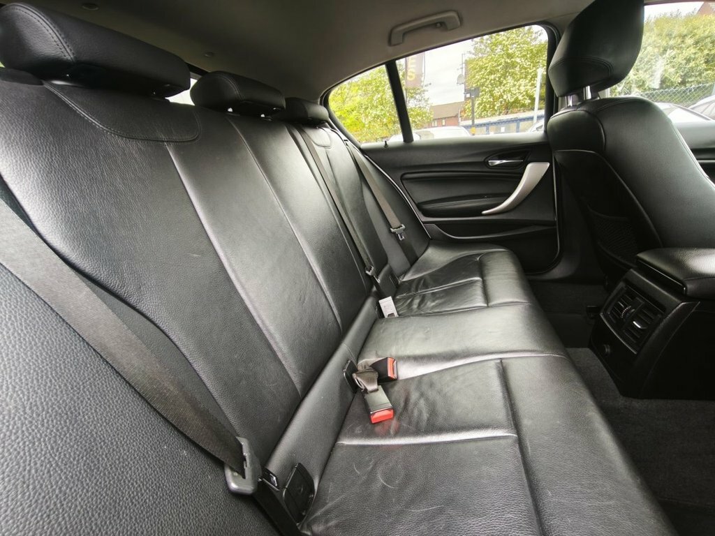 BMW 1 Series 2L Se YB18HMZ Silver #6