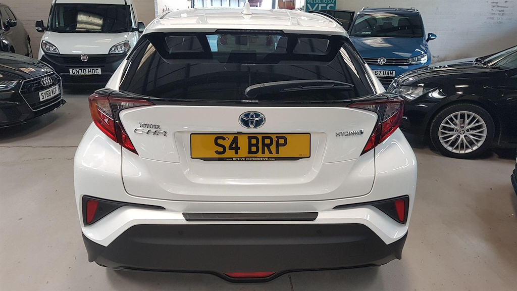 Toyota C-Hr 1.8 Vvt-h Design Cvt Euro 6 Ss White #5