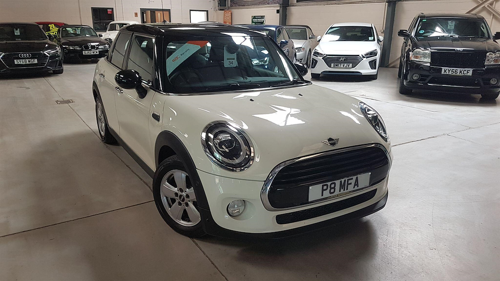Mini Hatch 1.5 Cooper Euro 6 Ss White