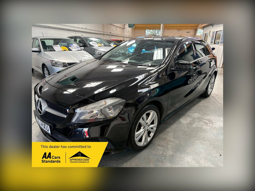 Mercedes-Benz A Class 2.1 A200d Sport Executive Hatchback M FT66HXU Black