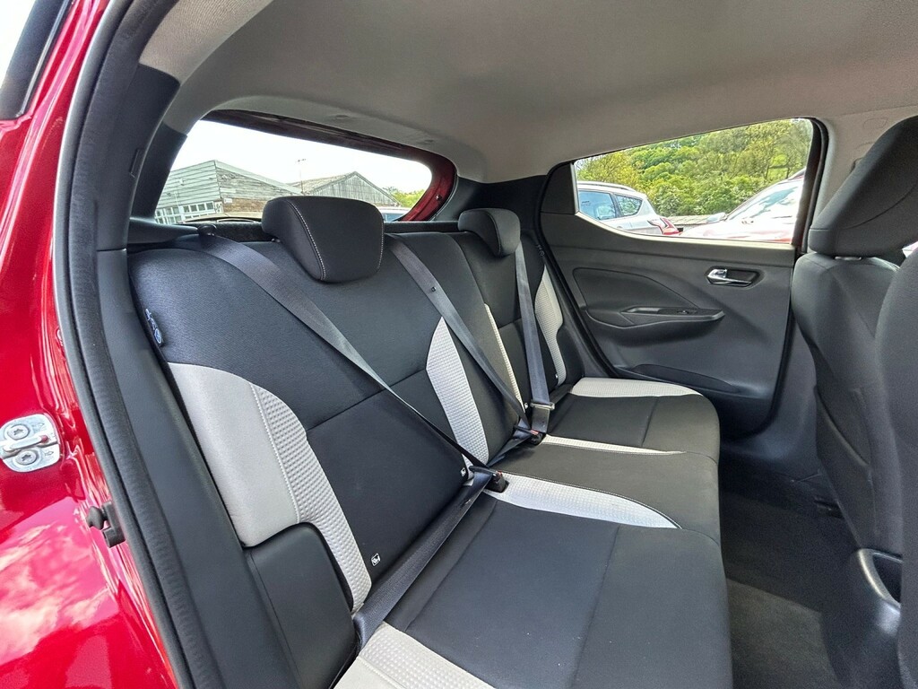 Nissan Micra 1.0 Ig-t Tekna BJ22XFM Red #4