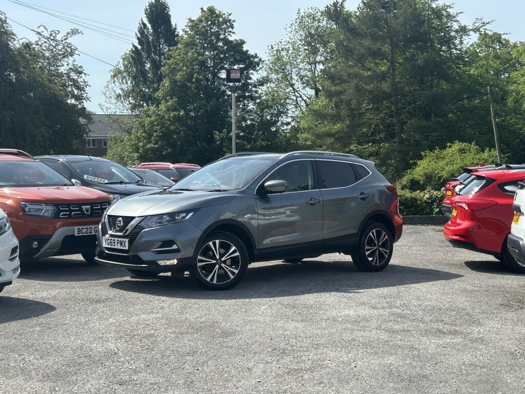 Nissan Qashqai 1.3 Dig-t N-connecta Grey