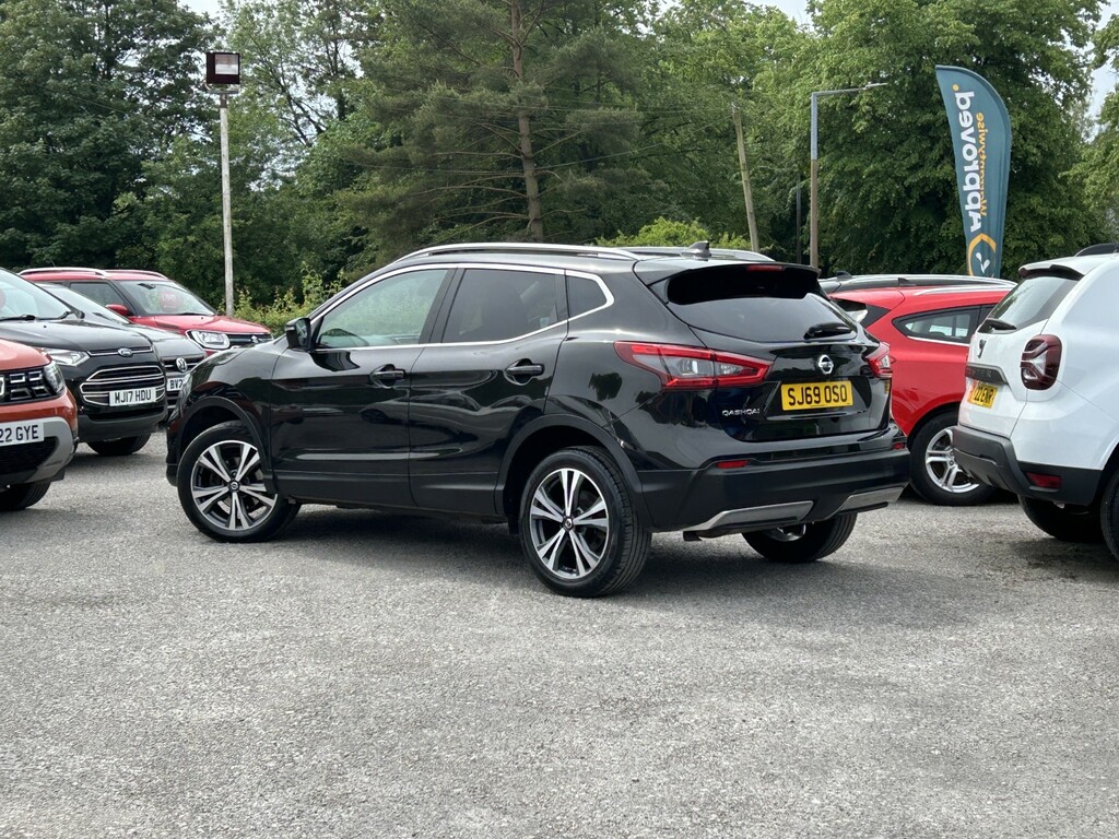 Nissan Qashqai 1.3 Dig-t N-connecta SJ69OSO Black #3