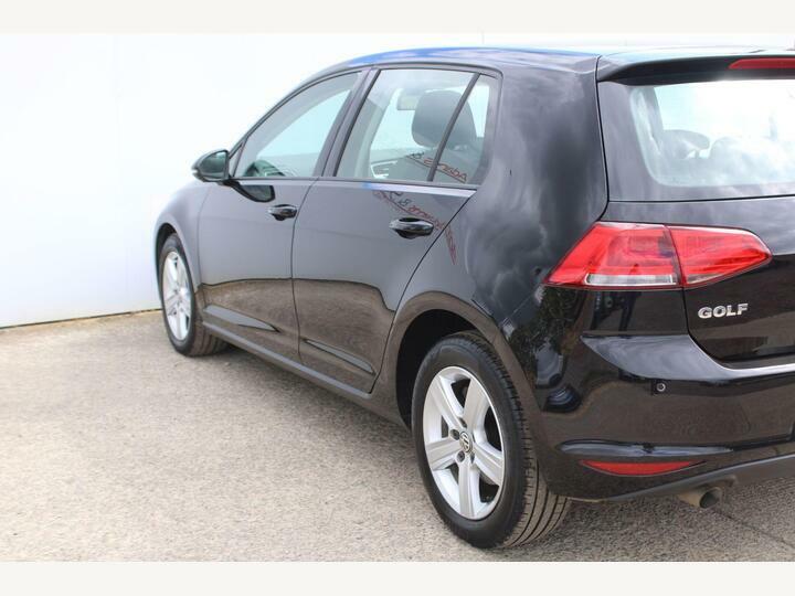 Volkswagen Golf 1.6 Tdi Bluemotion Tech Match Euro 5 Ss KJ15DPZ Black #6