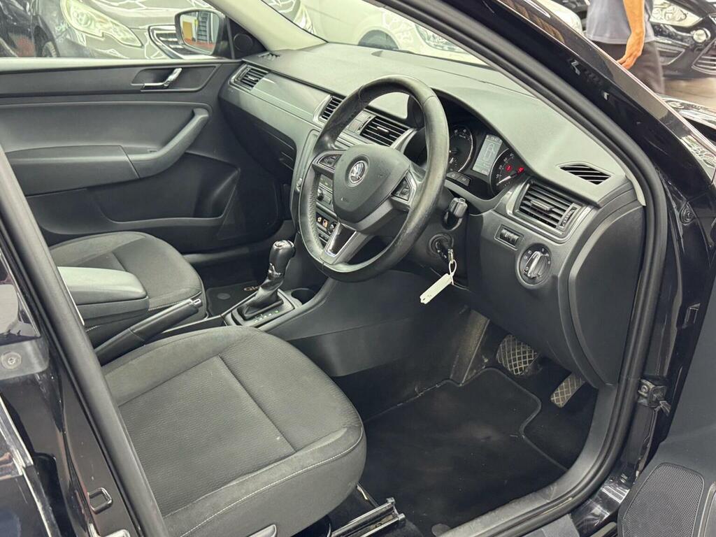 Skoda Rapid Spaceback Se Tdi Cr Dsg White #16
