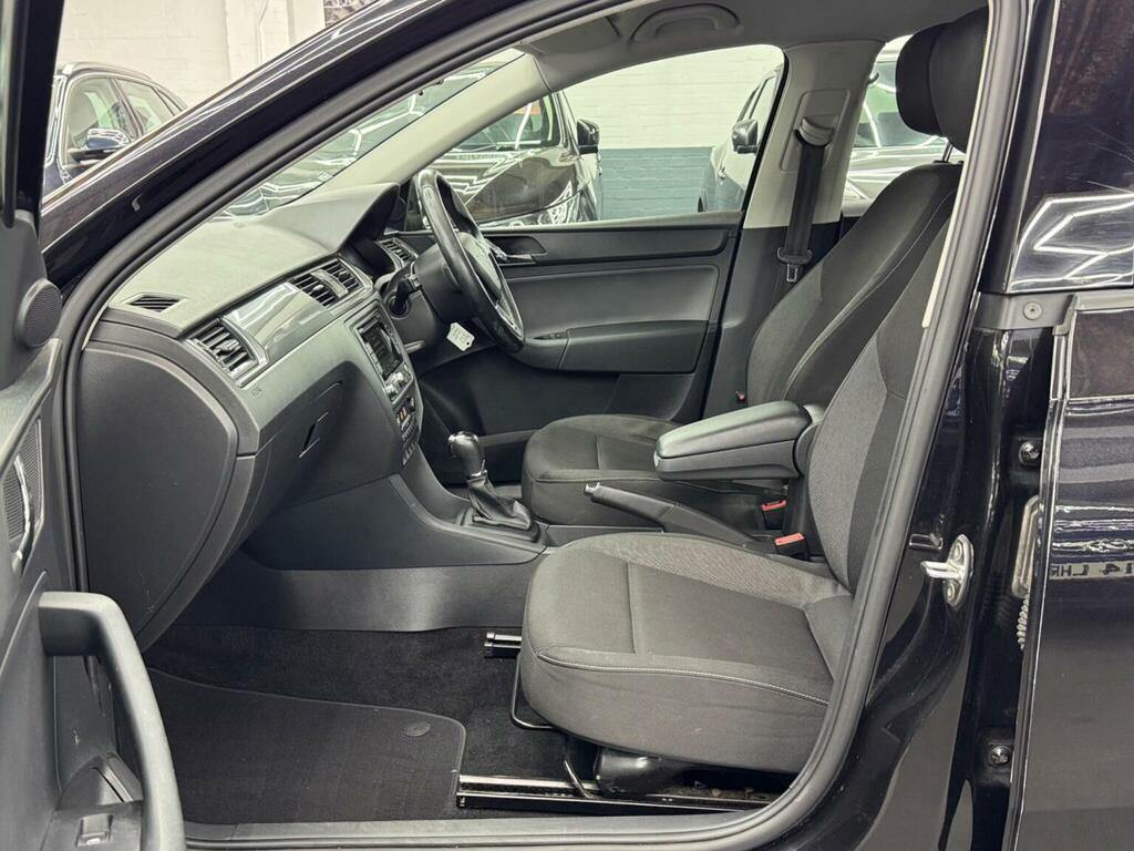 Skoda Rapid Spaceback Se Tdi Cr Dsg White #9