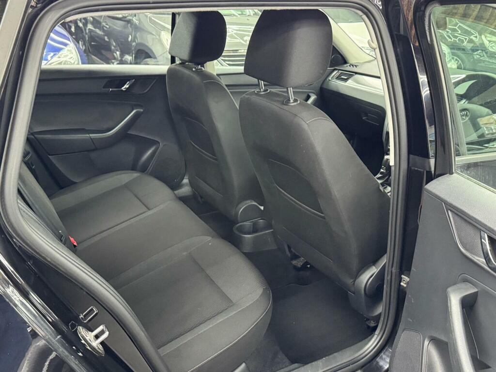 Skoda Rapid Spaceback Se Tdi Cr Dsg White #15