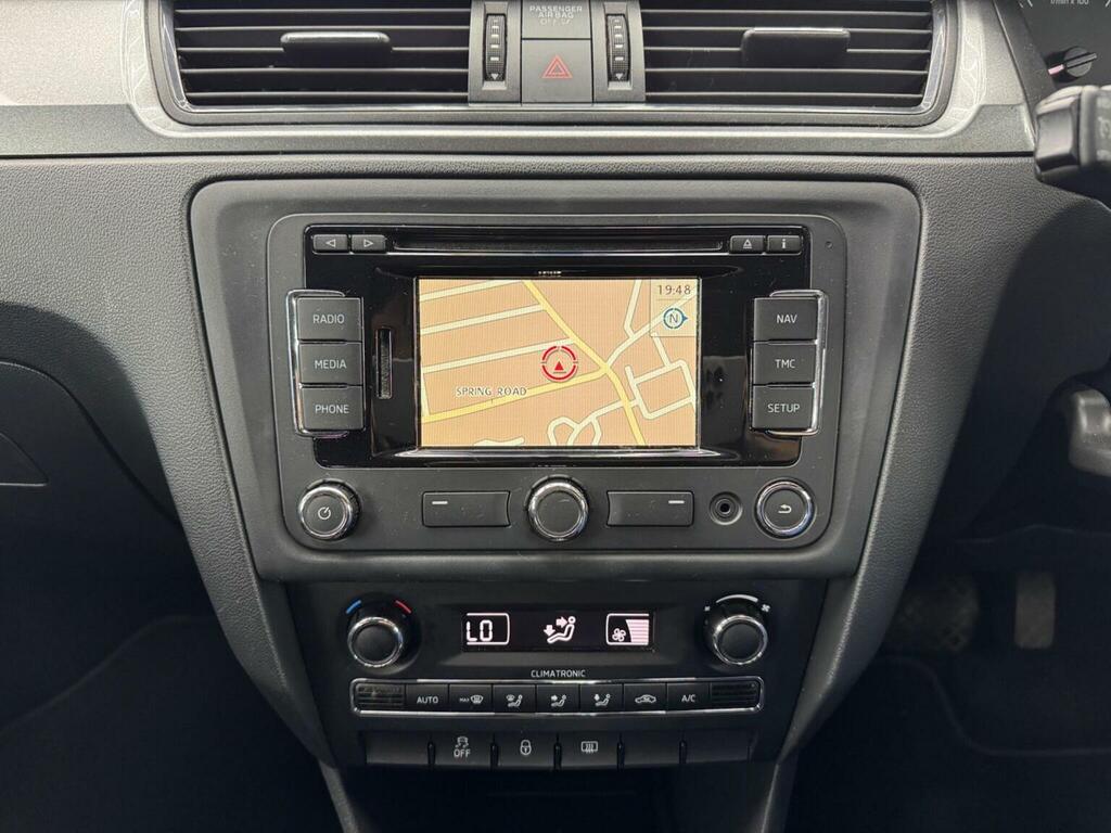 Skoda Rapid Spaceback Se Tdi Cr Dsg White #17