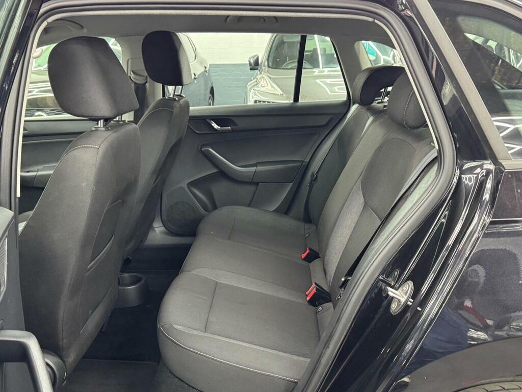 Skoda Rapid Spaceback Se Tdi Cr Dsg White #12