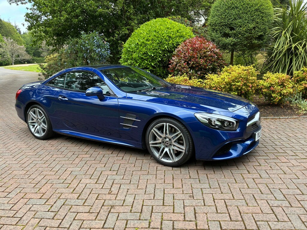 Mercedes-Benz SL Class Amg Line Black #4