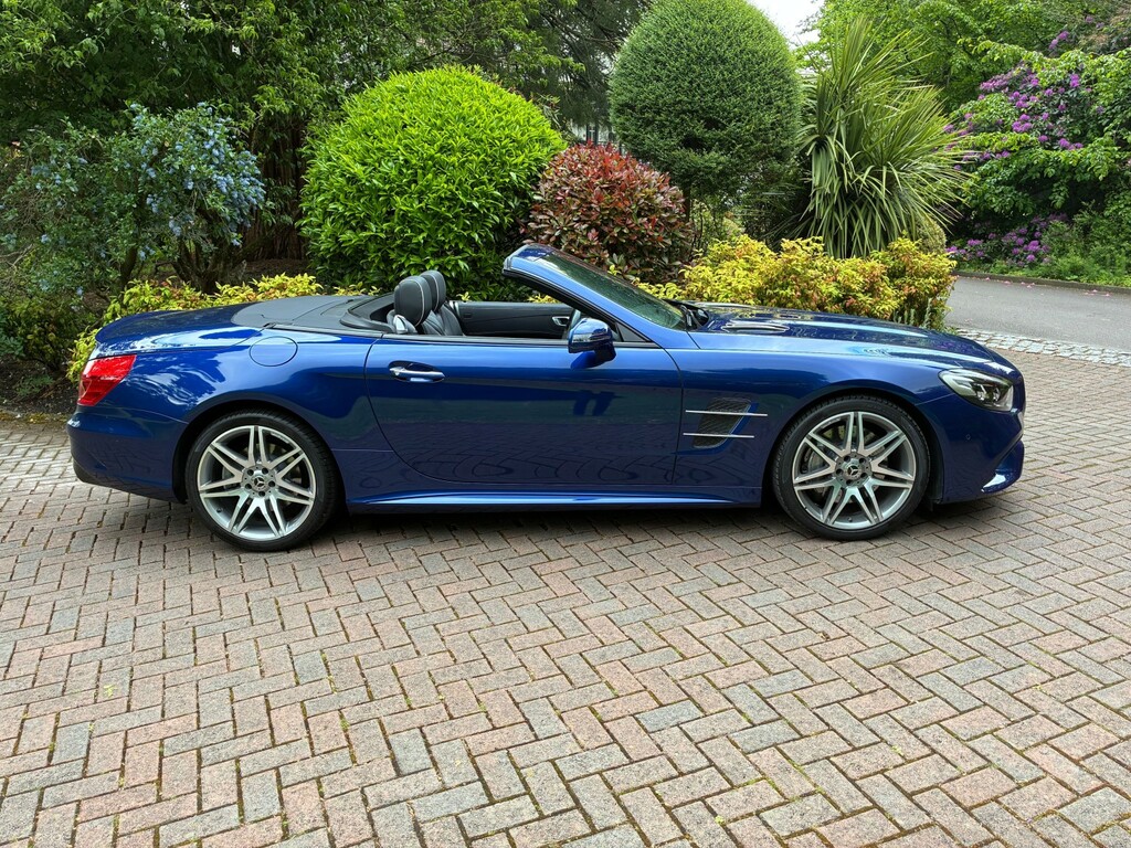 Mercedes-Benz SL Class Amg Line Black #3