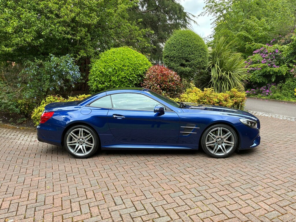 Mercedes-Benz SL Class Amg Line Black #5