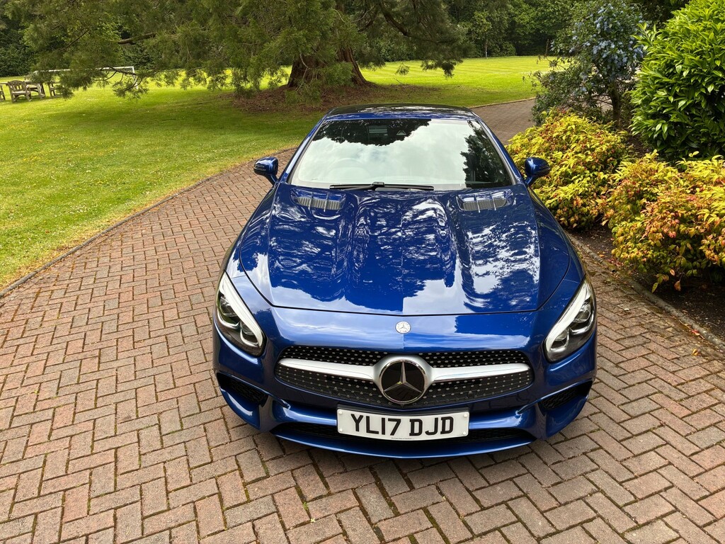 Mercedes-Benz SL Class Amg Line Black #24