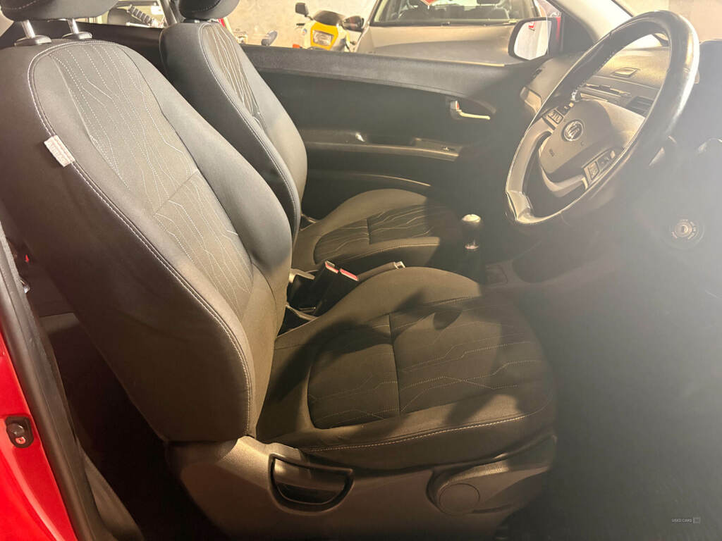 Kia Picanto 1.0 City SV13VLH Red #6