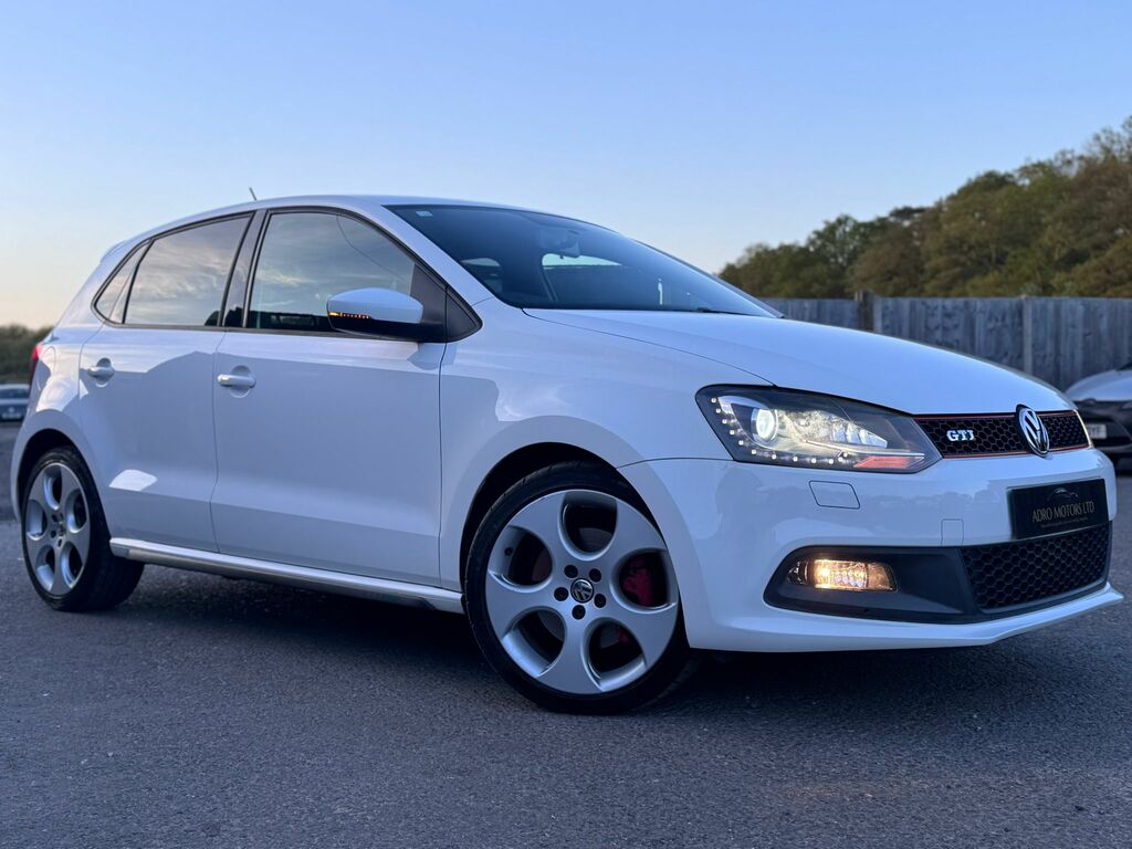 Volkswagen Polo Hatchback White #3