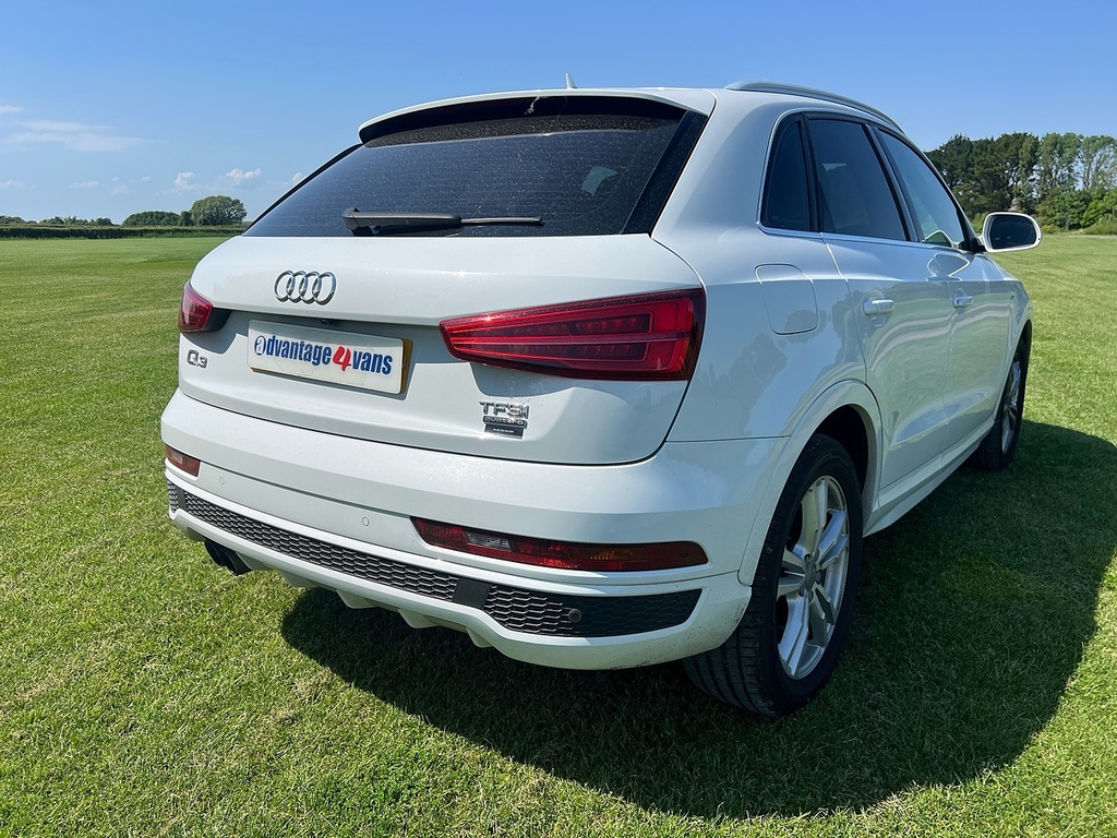 Audi Q3 Tfsi S Line Quattro WX19MGZ White #5