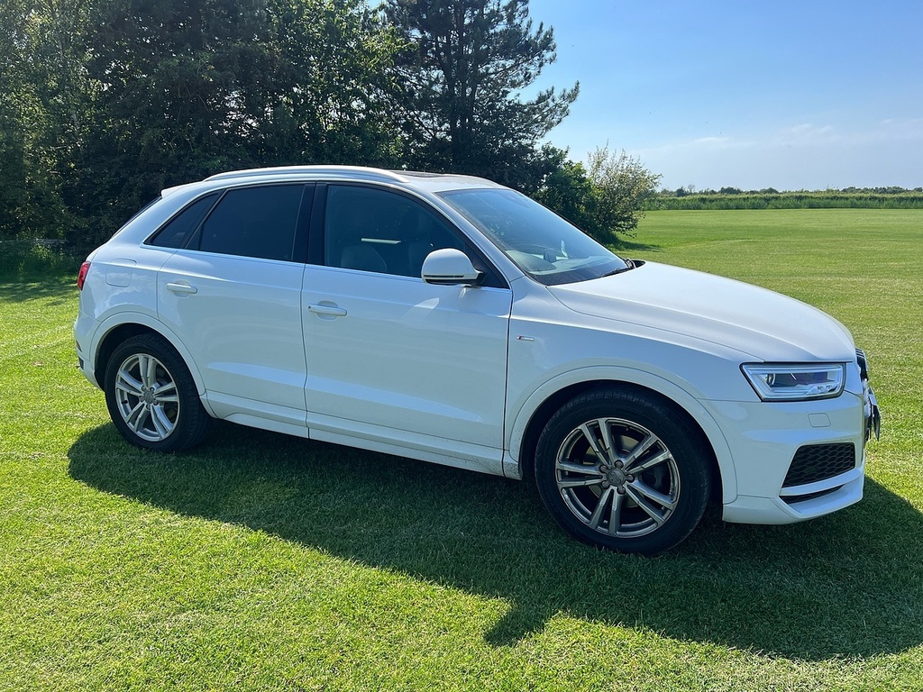 Audi Q3 Tfsi S Line Quattro WX19MGZ White #4