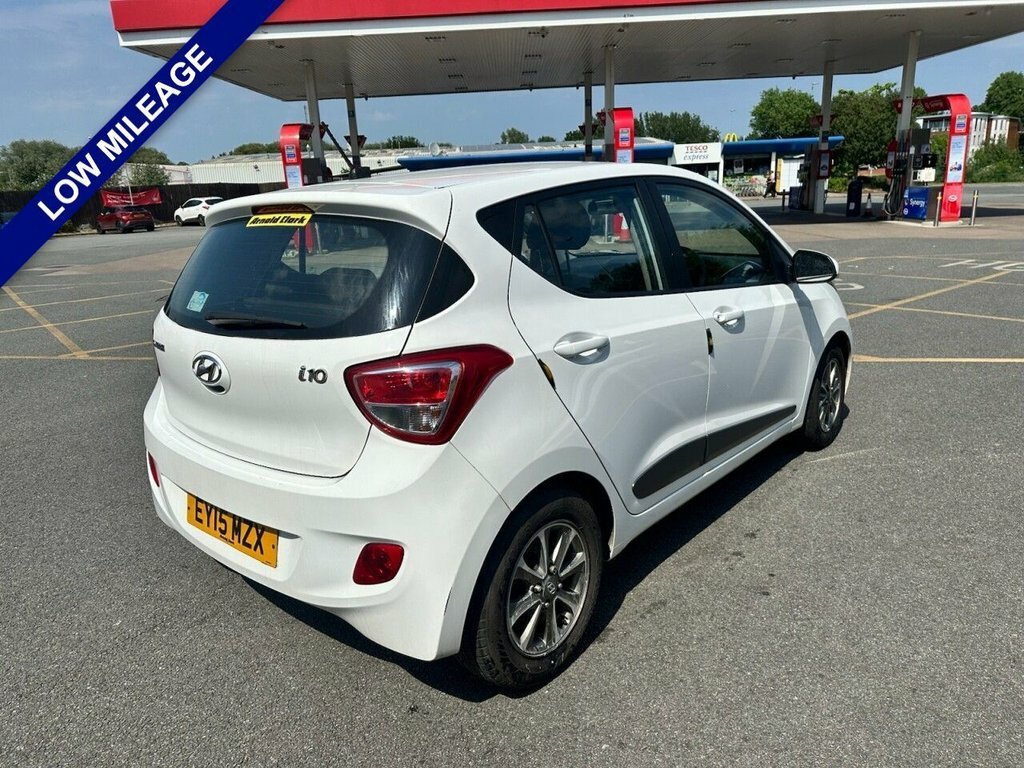 Hyundai I10 1L Premium EY15MZX White #4