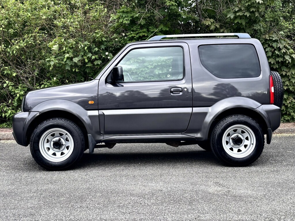 Suzuki Jimny 2012 12 1.3 White #4