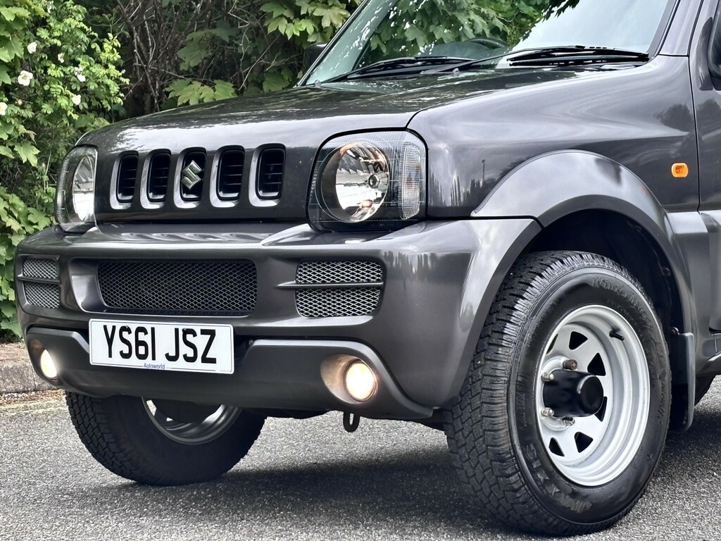 Suzuki Jimny 2012 12 1.3 White #11