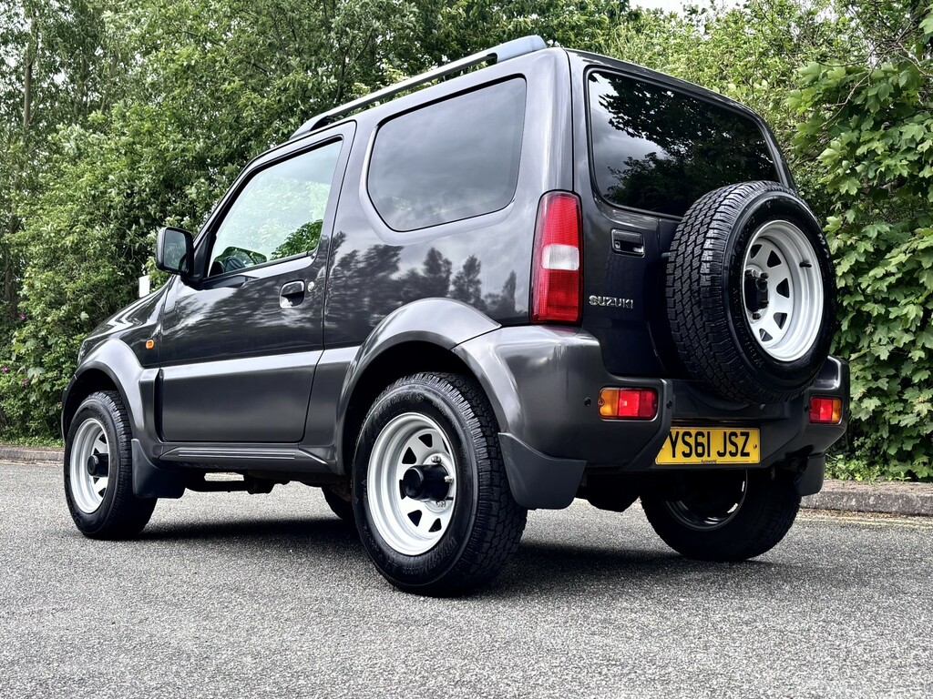 Suzuki Jimny 2012 12 1.3 White #28