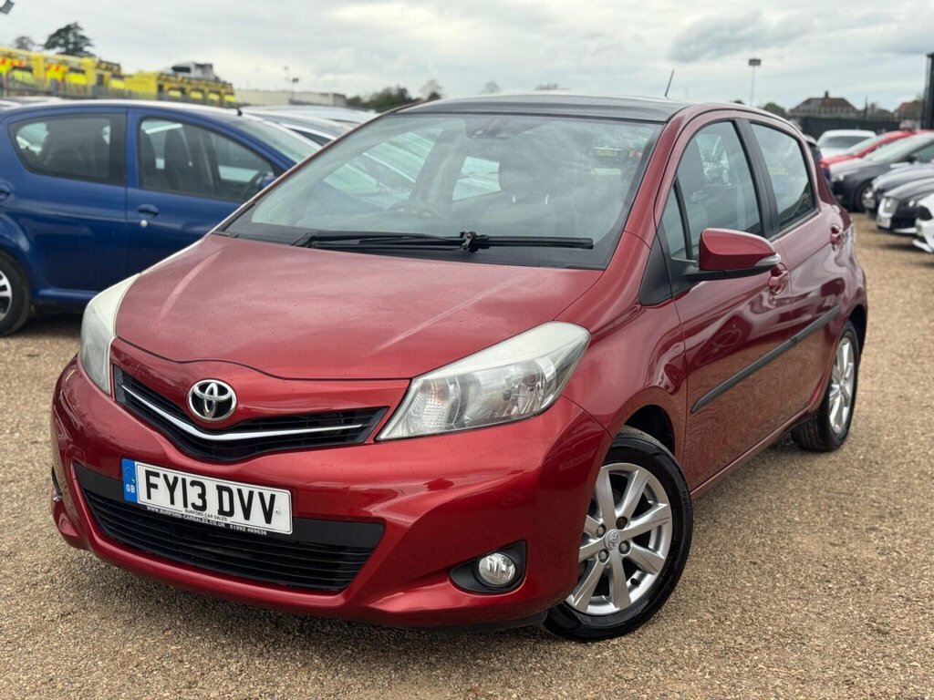 Toyota Yaris Hatchback FY13DVV Red #3