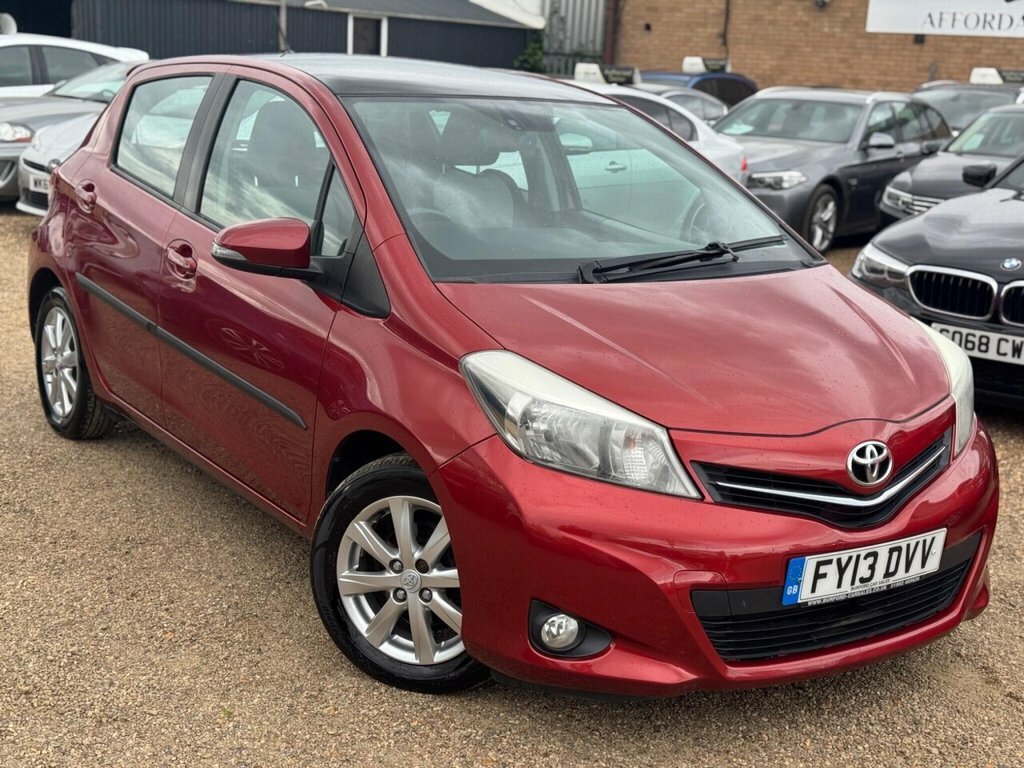 Toyota Yaris Hatchback FY13DVV Red #6
