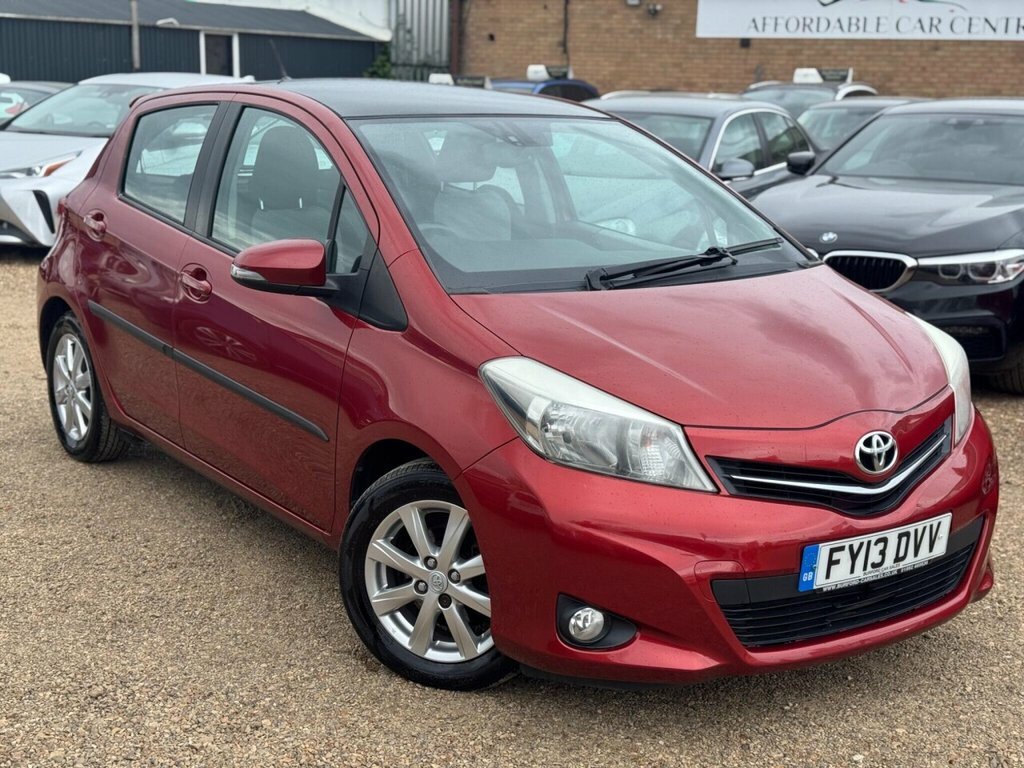 Toyota Yaris Hatchback FY13DVV Red #5