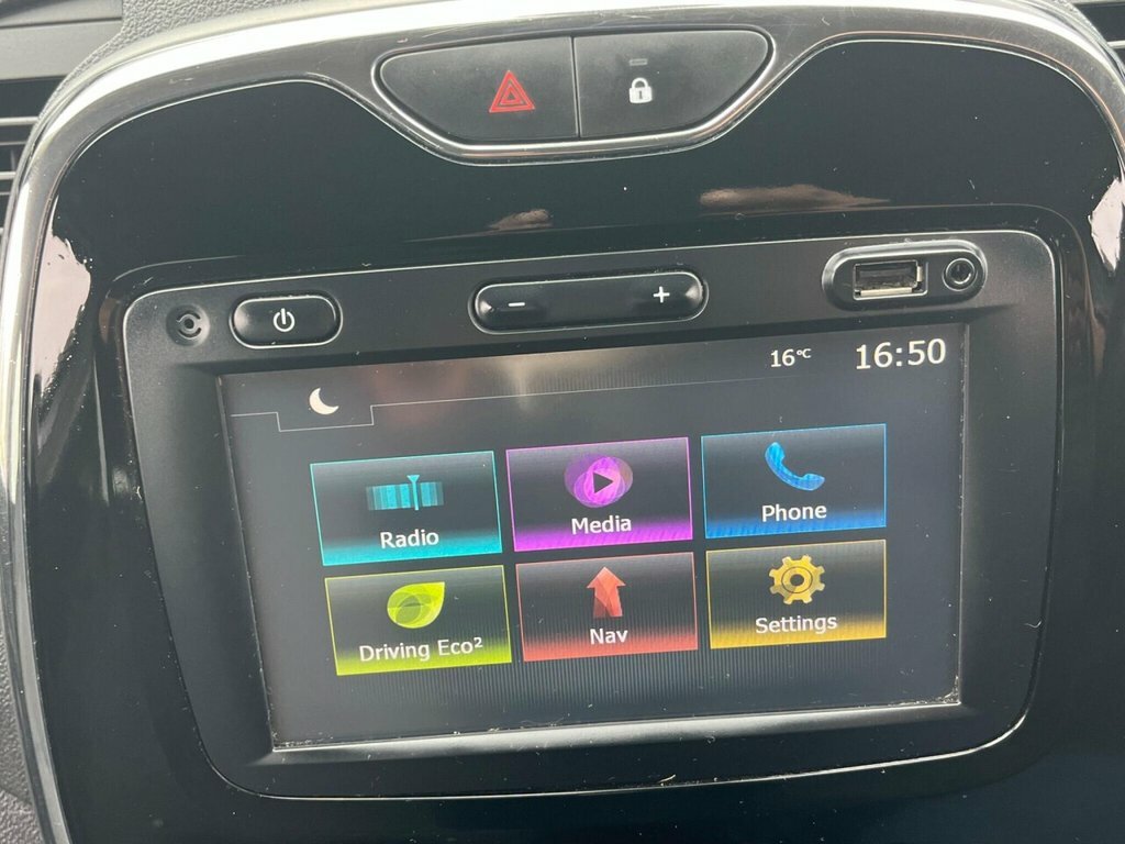 Renault Captur Suv HK66UJX Grey #5